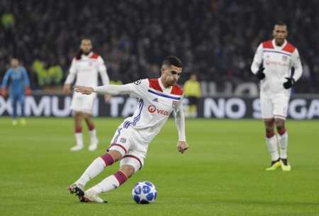 满了自信与 满了自信与